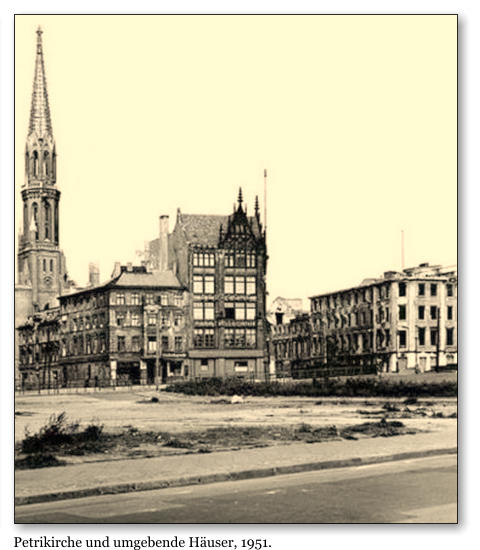 Petrikirche und umgebende Huser, 1951.